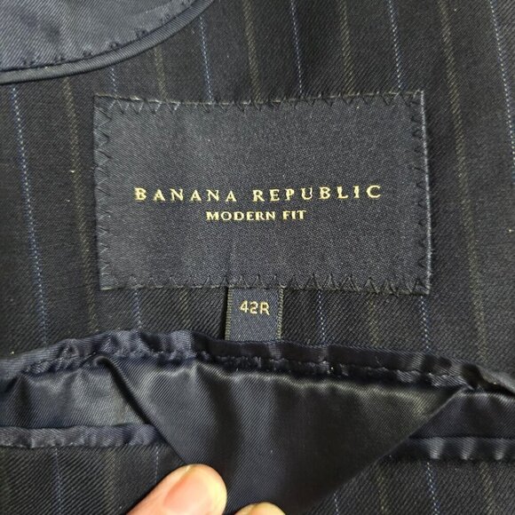 Banana Republic Navy Pinstripe Modern Fit Single Breasted Blazer Sz 42R - Picture 7 of 10